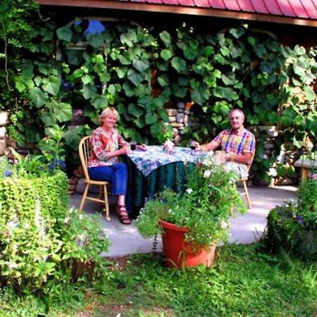 China Bend Winery Bed And Breakfast Kettle Falls Екстериор снимка